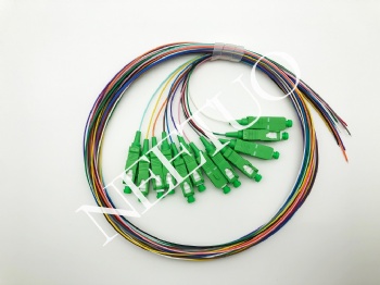 Pigtail 0.9mm 12C colored SCAPC MM OM3